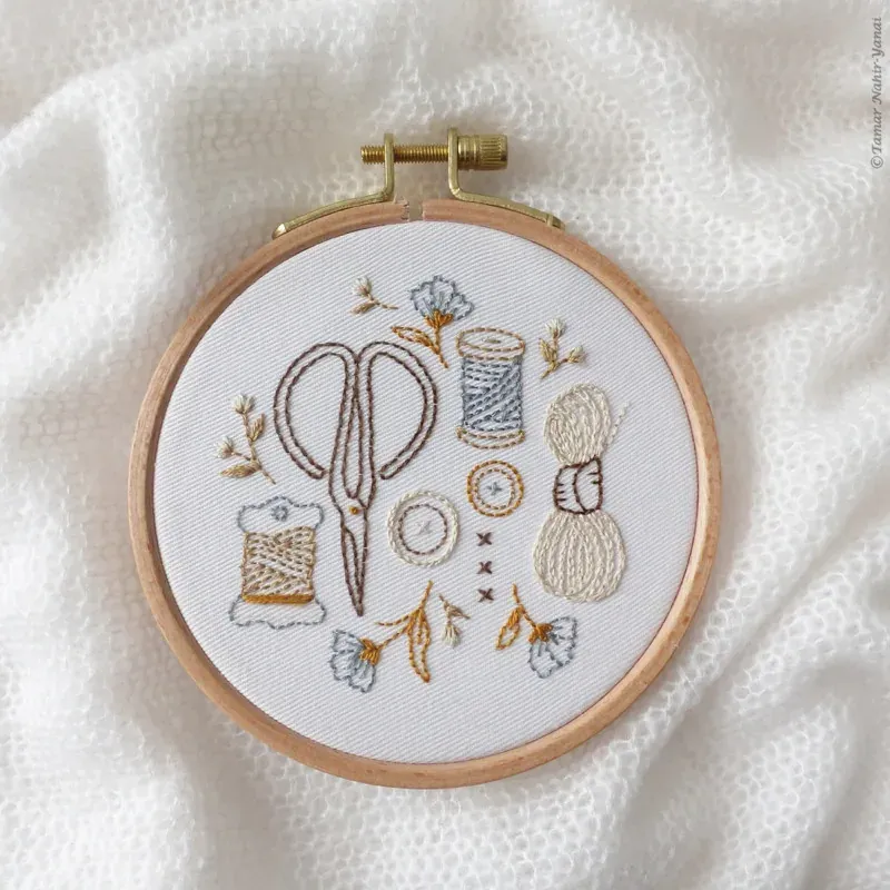 Kit broderie scènes du quotidien Tamar Ny, 16 x 16 cm