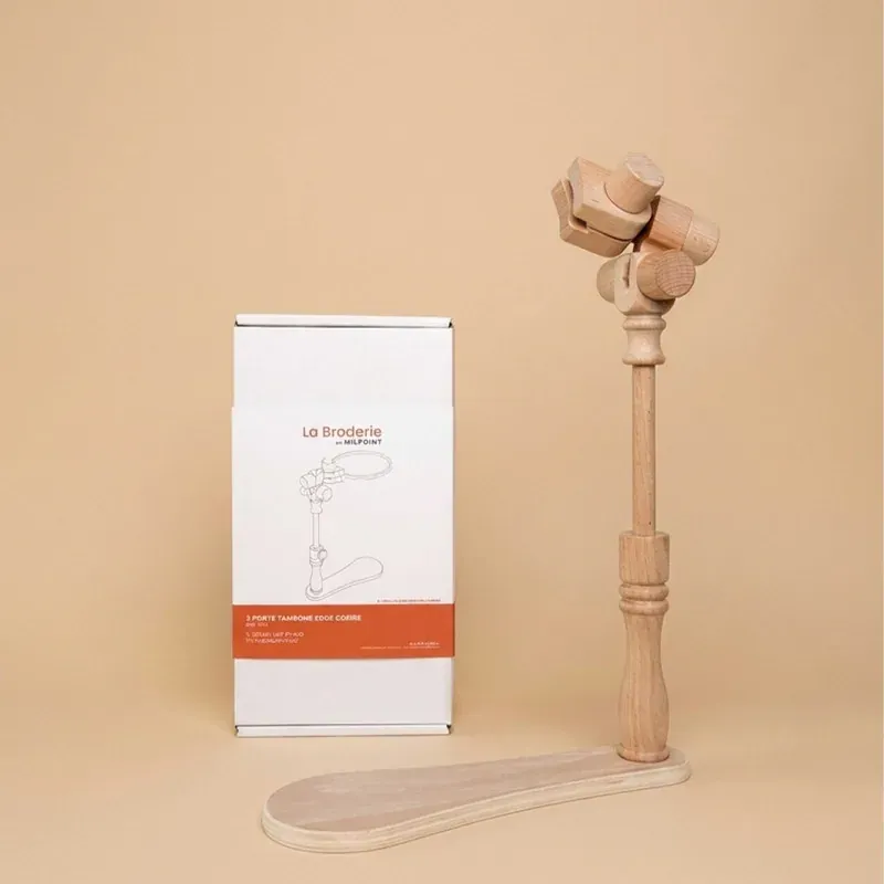 Porte tambour sous cuisse pivotant en bois pour broderie