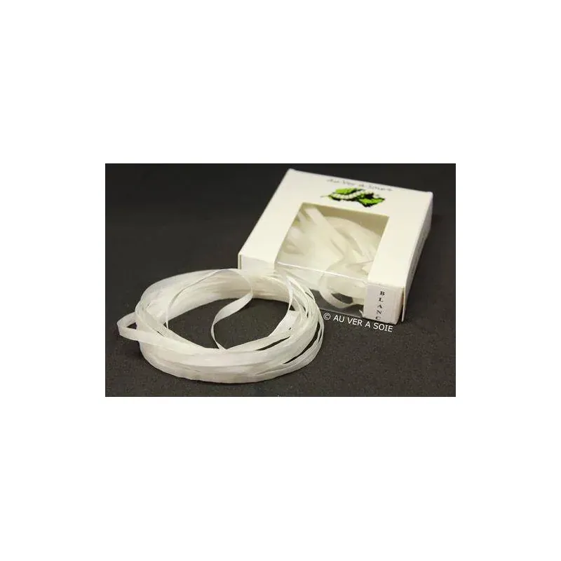 Ruban de soie à broder 2 mm, boîte de 3 m